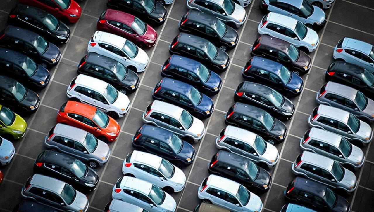 Noleggio sociale delle auto.